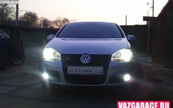 Установка ксенона в противотуманки — видео